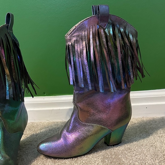 Shimmering Fringe Heeled Boots - Picture 2 of 8